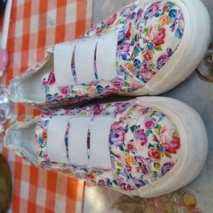 Blowfish Maura size 7